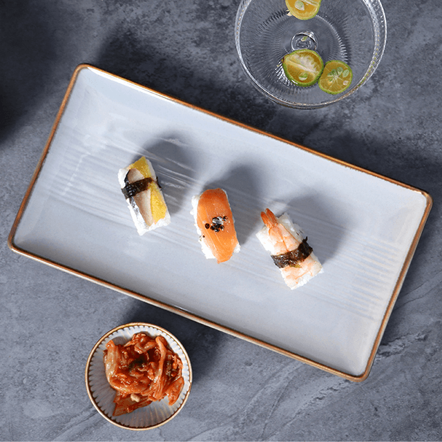 블루 도자기 디너 플레이트