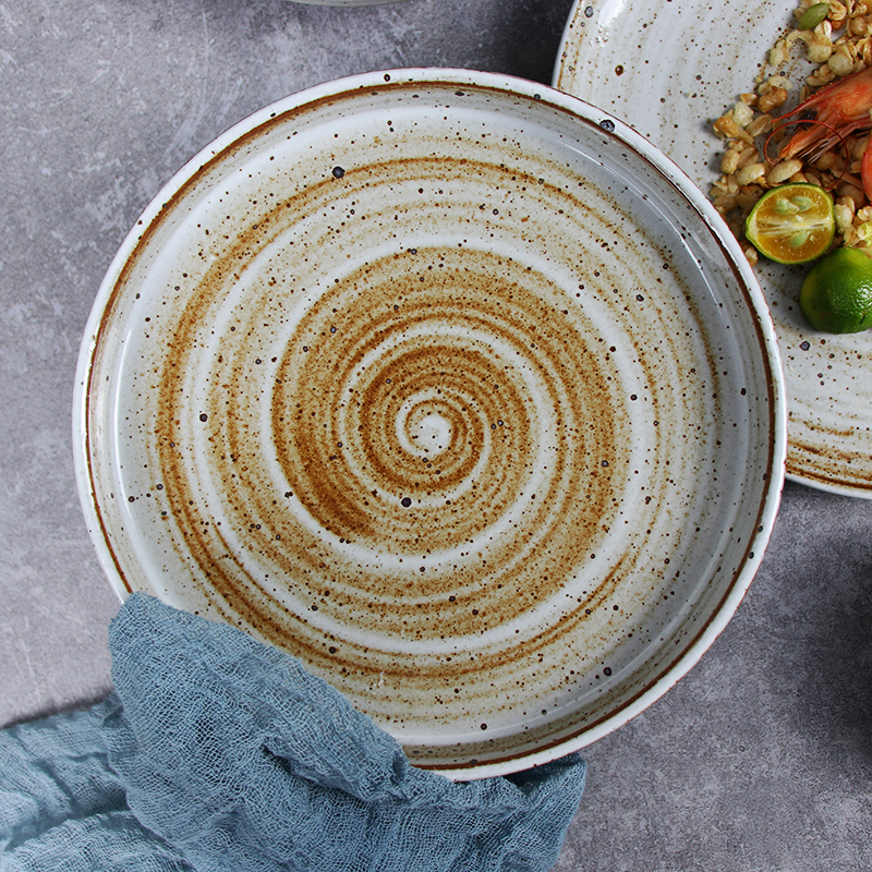 유약을 바른 석기 주방 도자기 접시와 그릇 접시 아래 레스토랑 식기 라운드 디너 플레이트